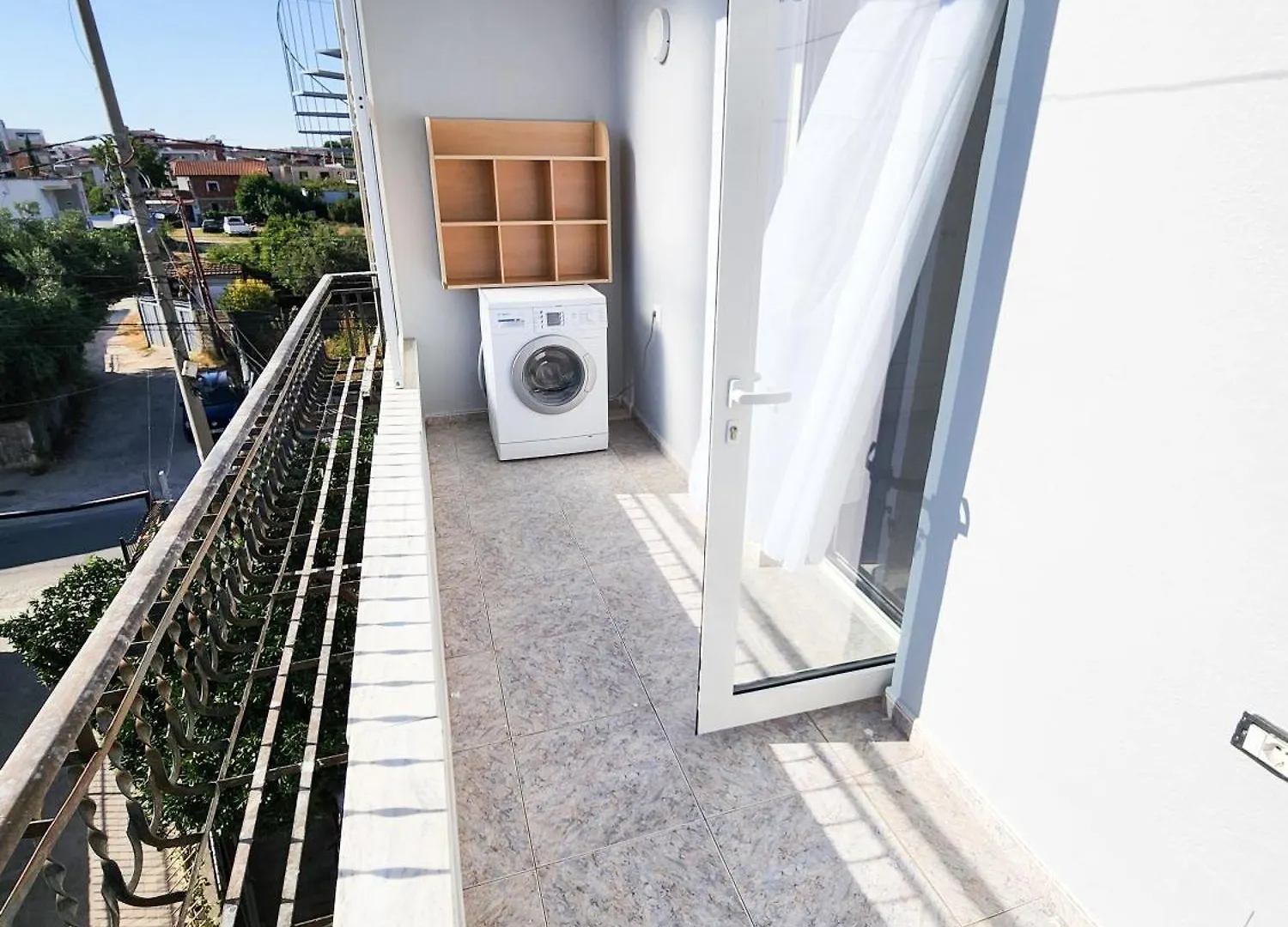 Apartment Sweet 2 Тирана