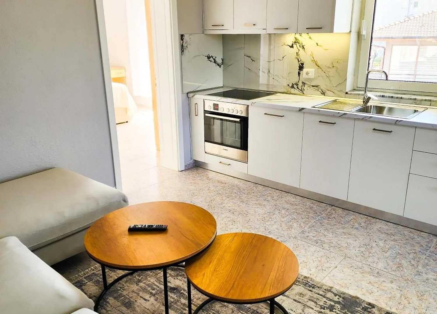 Apartment Sweet 2 Тирана